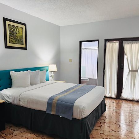 Toby'S Resort Montego Bay Eksteriør bilde
