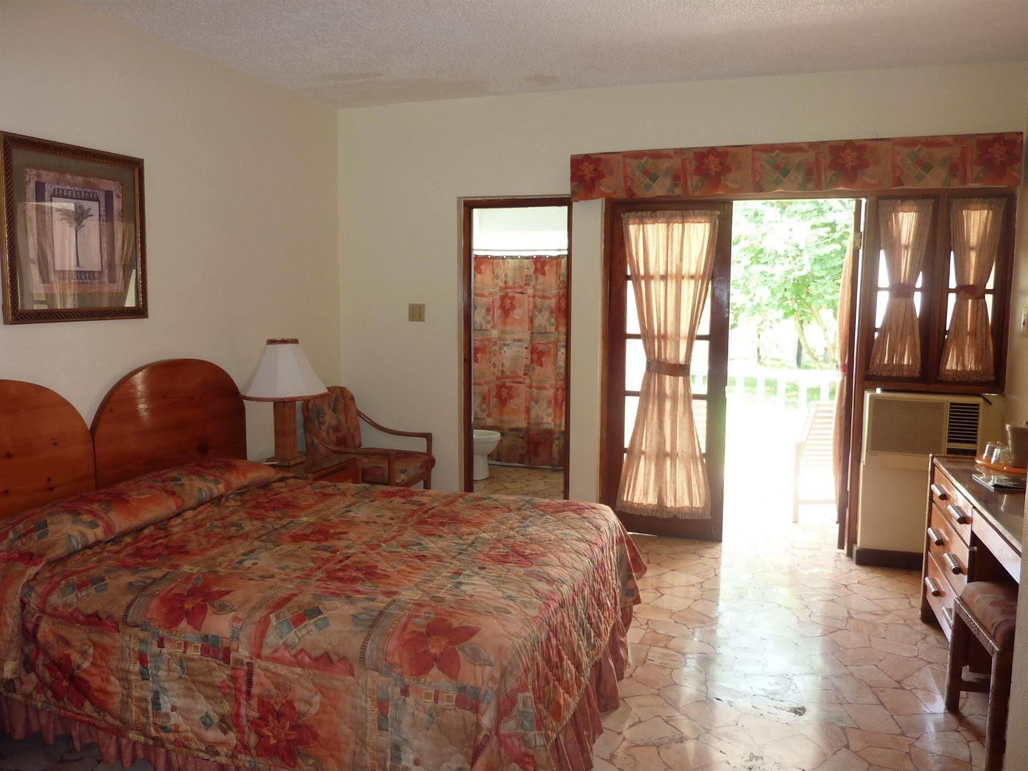 Toby'S Resort Montego Bay Eksteriør bilde